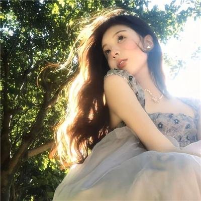 目露凶光